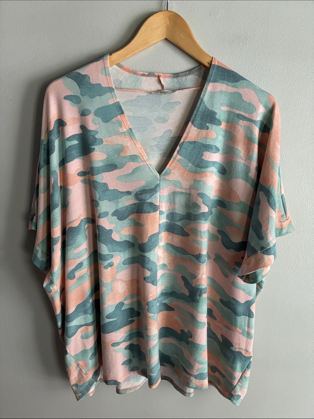 Jodifl Pink Green Camo Oversized Dolman Sleeve V Neck Top L